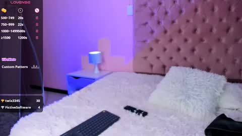 Snapshot of amyolimpo chatting on 15, 2, 2025 Amy ... Nice to meet u thumb up me please its important online show from 15, 2, 2025