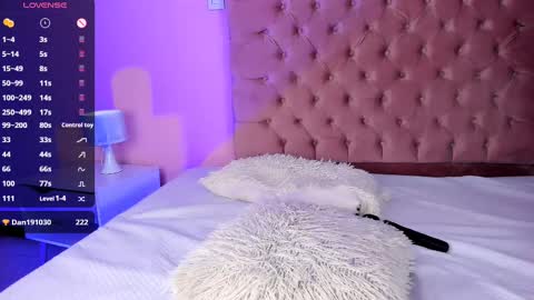 Snapshot of amyolimpo chatting on 16, 2, 2025 Amy ... Nice to meet u thumb up me please its important online show from 16, 2, 2025