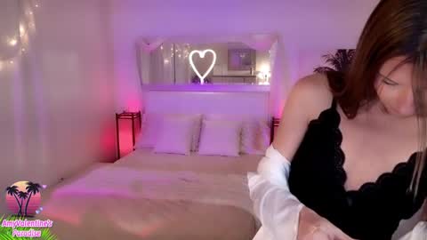  AmyValentine  online show from 19, 11, 2025