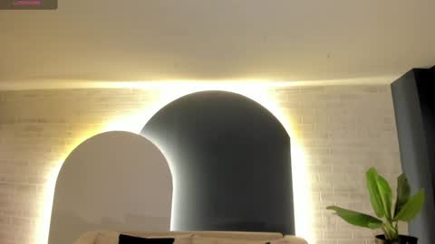 AMY WALKER online show from 6, 2, 2025