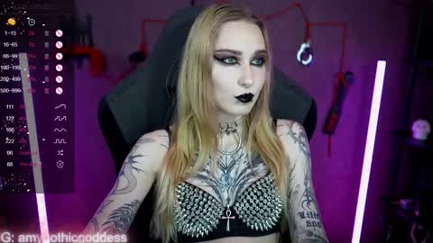 Snapshot of amywhitenessxx chatting on 23, 11, 2025 Amy switch Goddess divine Mistress online show from 23, 11, 2025