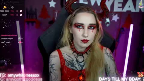 Snapshot of amywhitenessxx chatting on 18, 12, 2025 Amy switch Goddess divine Mistress online show from 18, 12, 2025