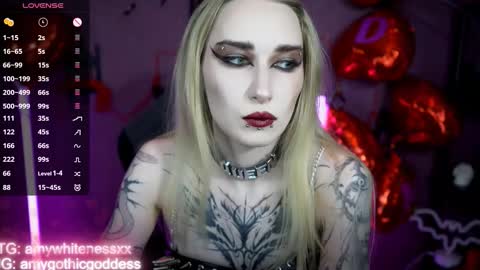Snapshot of amywhitenessxx chatting on 13, 2, 2026 Amy switch Goddess divine Mistress online show from 13, 2, 2026