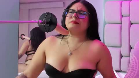 Snapshot of amywhitte_ chatting on 30, 11, 2025 amywhitte_ online show from 30, 11, 2025