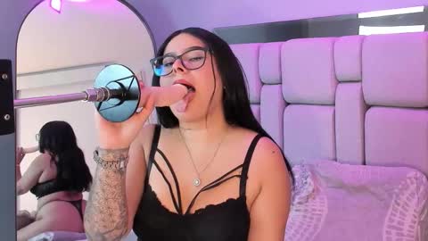 Snapshot of amywhitte_ chatting on 4, 12, 2025 amywhitte_ online show from 4, 12, 2025