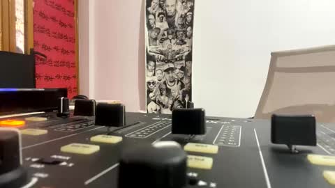 Snapshot of amyyrlikesdeep chatting on 17, 9, 2025 amyyrlikesdeep online show from 17, 9, 2025