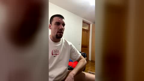 Snapshot of amyyrlikesdeep chatting on 18, 12, 2025 amyyrlikesdeep online show from 18, 12, 2025