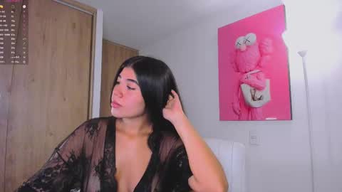 Snapshot of ana__f chatting on 18, 11, 2025 Ana online show from 18, 11, 2025