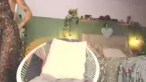 Snapshot of ana_jasper chatting on 8, 9, 2025 Ana Maria online show from 8, 9, 2025