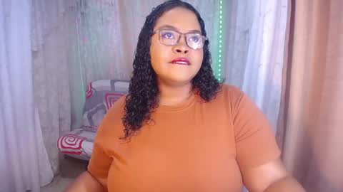 Snapshot of ana_off_alana chatting on 9, 2, 2025 Ana online show from 9, 2, 2025