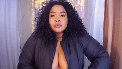 Snapshot of ana_off_alana chatting on 14, 2, 2025 Ana online show from 14, 2, 2025