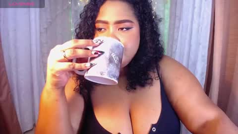 Snapshot of ana_off_alana chatting on 14, 10, 2025 Ana online show from 14, 10, 2025