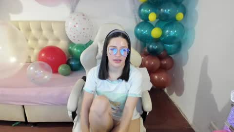 Snapshot of ana_ruuh chatting on 2, 12, 2024 Im anna but you can call me as you want online show from 2, 12, 2024