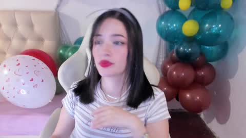 Snapshot of ana_ruuh chatting on 2, 12, 2024 Im anna but you can call me as you want online show from 2, 12, 2024