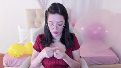 Snapshot of ana_ruuh chatting on 4, 2, 2025 Im anna but you can call me as you want online show from 4, 2, 2025