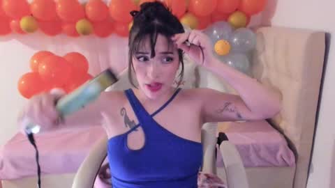 Snapshot of ana_ruuh chatting on 25, 2, 2025 Im anna but you can call me as you want online show from 25, 2, 2025