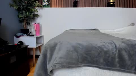 Snapshot of ana_taylor2 chatting on 25, 2, 2025 Ana online show from 25, 2, 2025