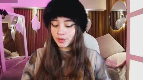 Snapshot of ana_taylor2 chatting on 6, 10, 2025 Ana online show from 6, 10, 2025