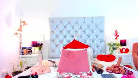 anaa_bellaa online show from 7, 3, 2025