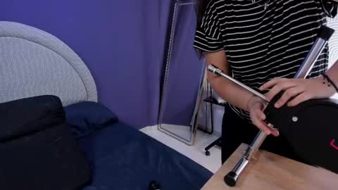 Snapshot of anaa_deep chatting on 2, 3, 2025 anaa_deep online show from 2, 3, 2025