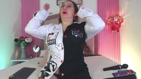 Ana Moon  online show from 16, 4, 2026