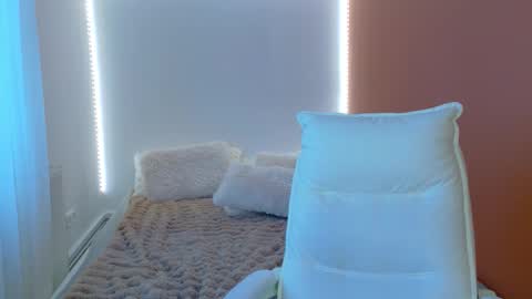 anaayss online show from 3, 2, 2026