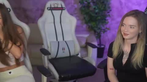 Snapshot of anabel054 chatting on 18, 6, 2026 Anabel Kira Zlata Kira Elice Lana Dominika Sofy Kaila Bridget online show from 18, 6, 2026