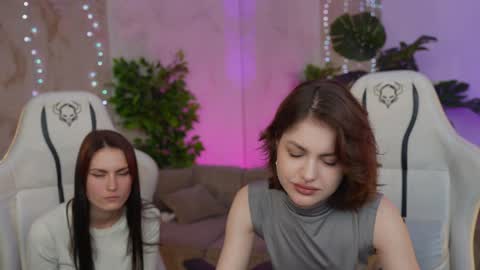 Sweet girls online show from 21, 1, 2025