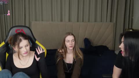 Sweet girls online show from 28, 2, 2025