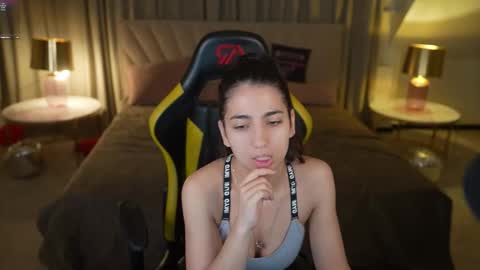 Snapshot of anabel2054 chatting on 23, 3, 2026 Sweet girls online show from 23, 3, 2026