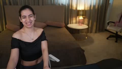 Sweet girls online show from 20, 4, 2026