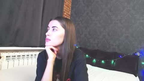 Anna online show from 13, 10, 2025