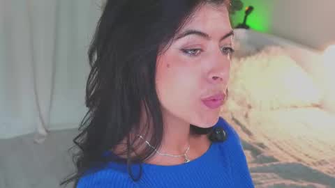 anabelcurvy online show from 24, 9, 2025