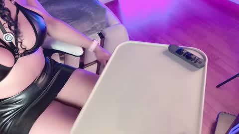 Anabella  online show from 5, 6, 2026