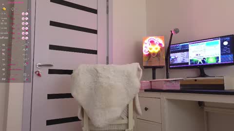 Snapshot of anabelle_wet chatting on 11, 3, 2025 Annie online show from 11, 3, 2025