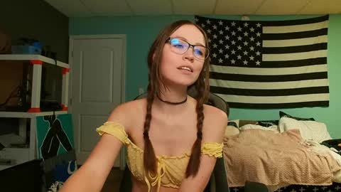 Snapshot of anabelleleigh chatting on 5, 3, 2025 Anabelleleigh online show from 5, 3, 2025