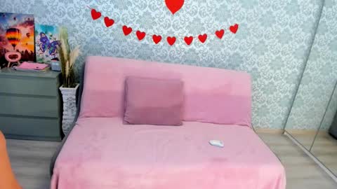   Ana   online show from 11, 2, 2025