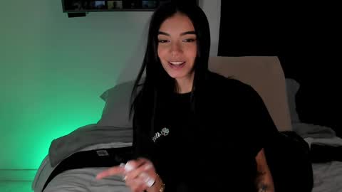 Snapshot of anabelwolf chatting on 21, 2, 2025 ANABEL WOLF online show from 21, 2, 2025