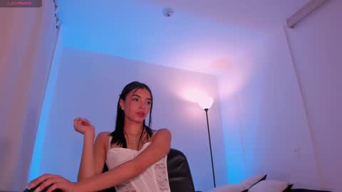Snapshot of anabelwolf chatting on 10, 3, 2025 ANABEL WOLF online show from 10, 3, 2025