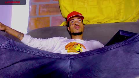 Snapshot of anaconda_94 chatting on 19, 12, 2024 anaconda_94 online show from 19, 12, 2024