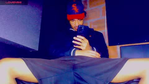 Snapshot of anaconda_94 chatting on 12, 1, 2026 anaconda_94 online show from 12, 1, 2026