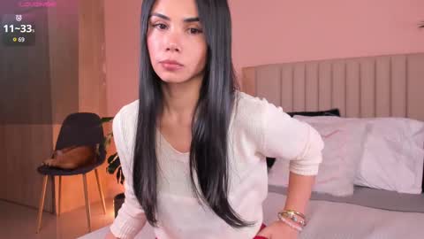 Snapshot of anahenao chatting on 26, 2, 2025 Ana Henao or Annie... Follow me ahenaocb Insta X online show from 26, 2, 2025