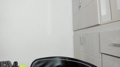 Snapshot of anahi_cruz77 chatting on 19, 12, 2024 Ana online show from 19, 12, 2024