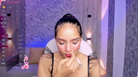 Anahi Curlie online show from 14, 12, 2024