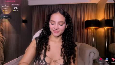 Snapshot of anahi_curlie1 chatting on 23, 5, 2026 Anahi Curlie online show from 23, 5, 2026