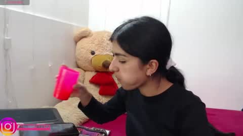 Snapshot of anahibrowns95 chatting on 14, 10, 2025 Anahi Browns online show from 14, 10, 2025