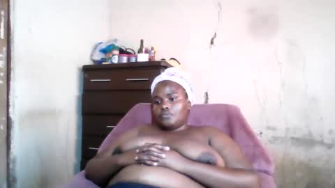 Snapshot of analslut1987 chatting on 21, 11, 2025 analslut1987 online show from 21, 11, 2025