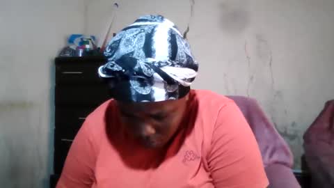 Snapshot of analslut1987 chatting on 14, 12, 2025 analslut1987 online show from 14, 12, 2025