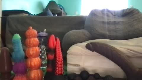 Snapshot of analzilla chatting on 13, 12, 2025 Mandy online show from 13, 12, 2025