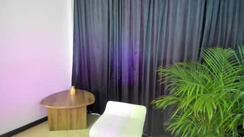 Snapshot of anamarieh chatting on 11, 9, 2025 Ann online show from 11, 9, 2025